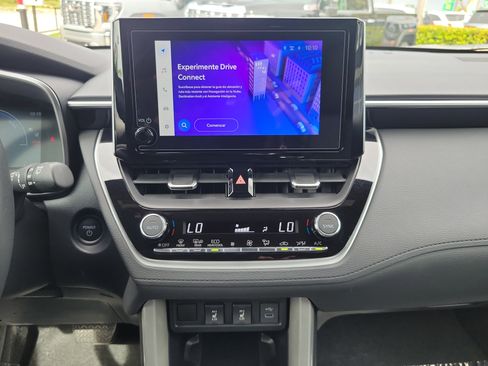 Used 2024 Toyota Corolla Cross AWD Hybrid image 23