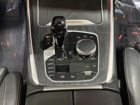 Used 2022 BMW X7 xDrive40i AWD/4WD image 15