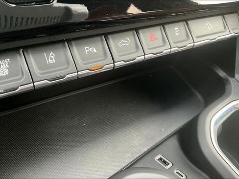 Used 2024 GMC Sierra 2500 Denali Ultimate image 37