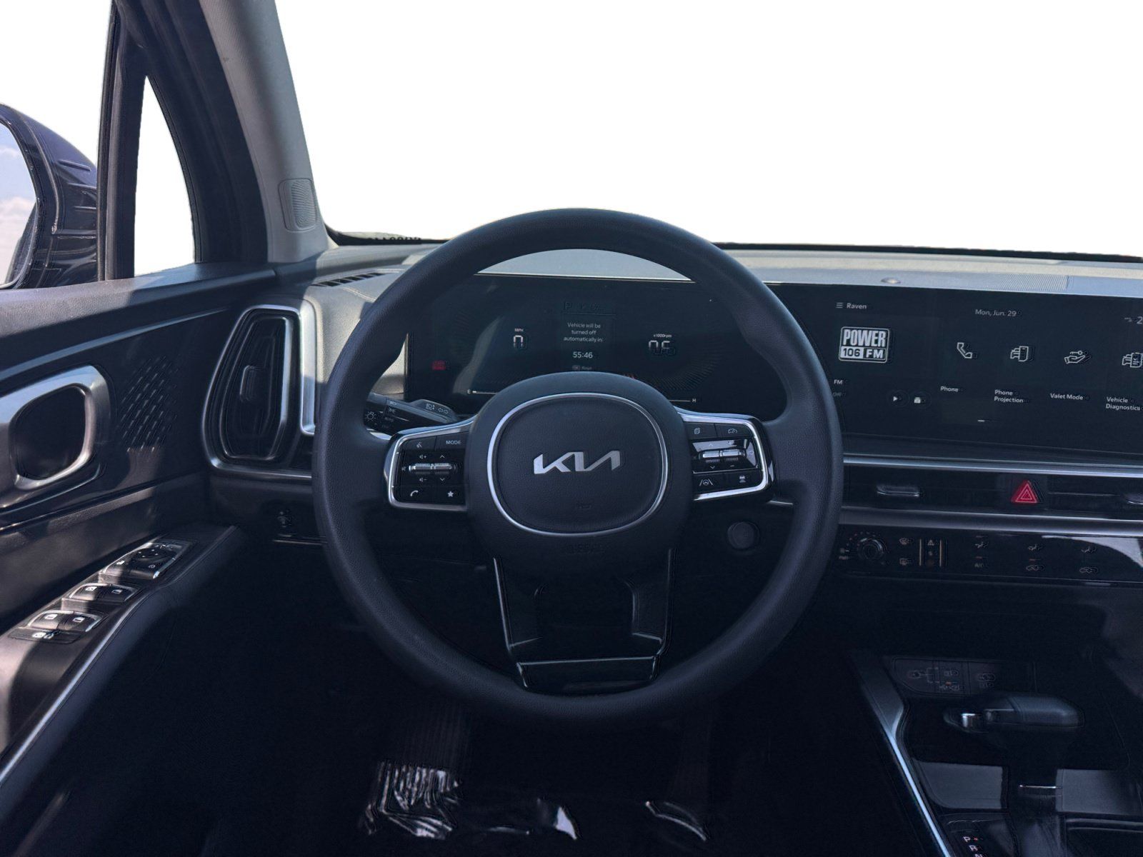 Used 2025 Kia Sorento LX FWD image 12