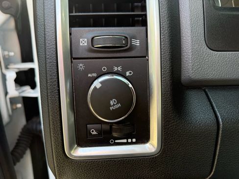 Used 2018 RAM 1500 Big Horn image 16