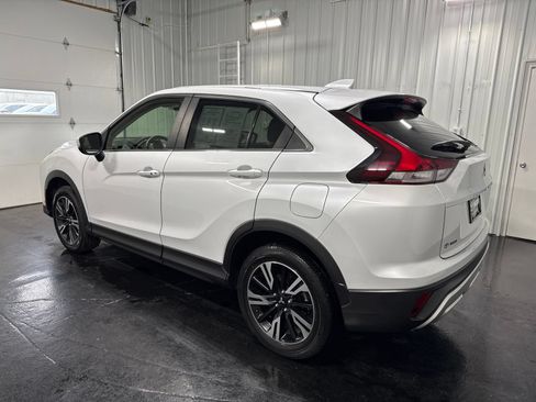 Used 2024 Mitsubishi Eclipse Cross SE AWD/4WD image 2