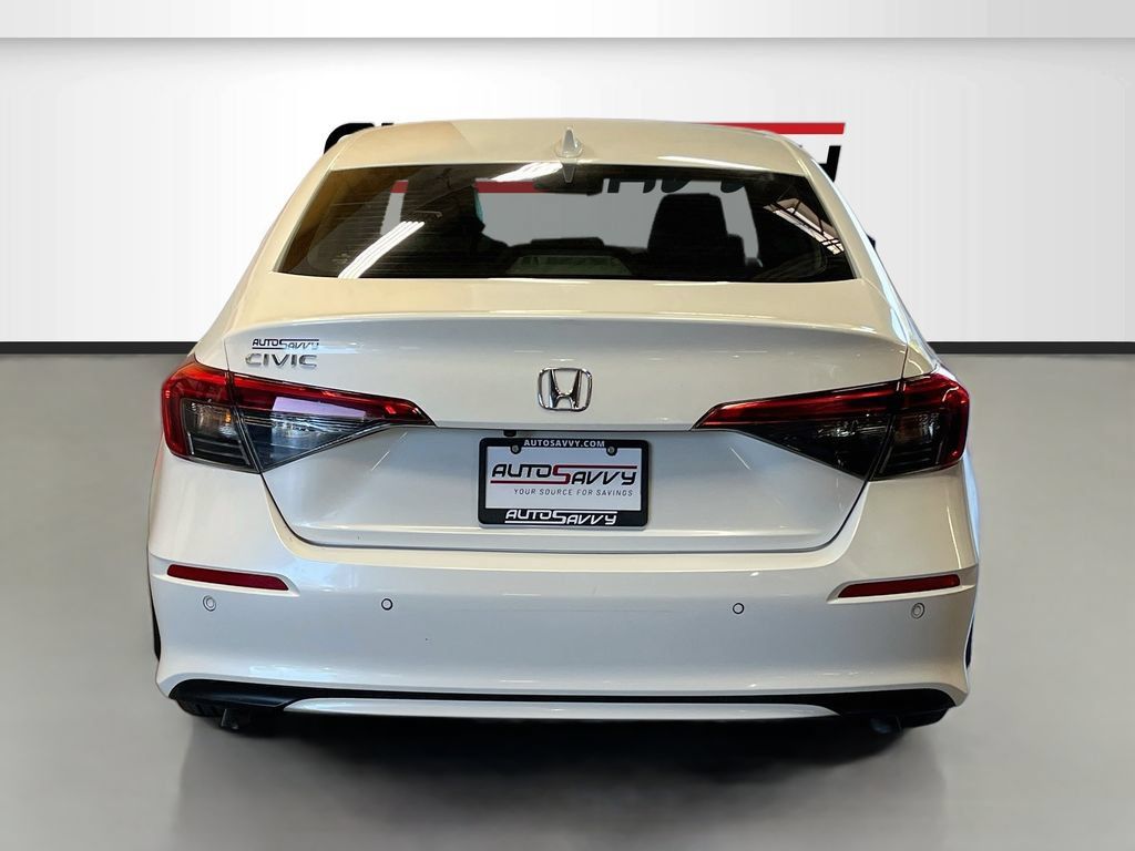 Used 2024 Honda Civic Touring image 6