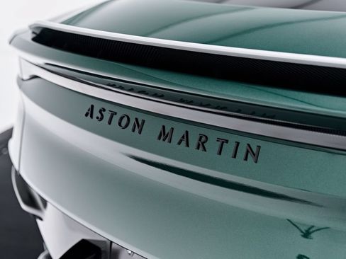 Used 2023 Aston Martin DBS Coupe RWD image 37