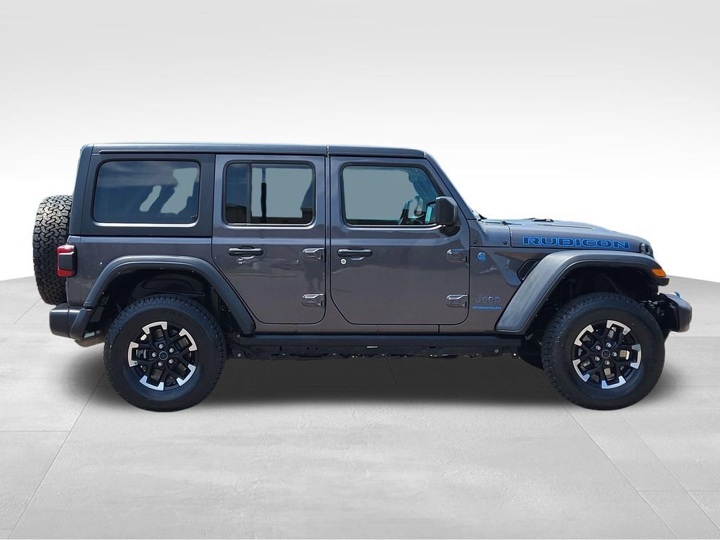 Used 2024 Jeep Wrangler Unlimited Rubicon 4xe AWD/4WD image 2