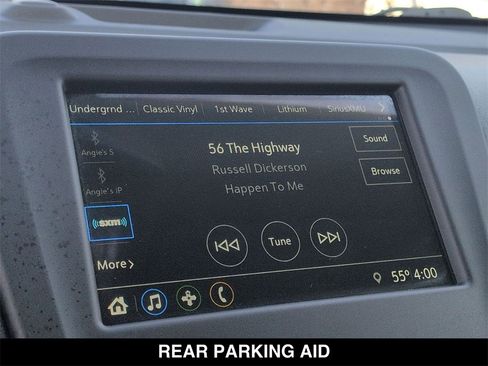 Used 2019 Chevrolet Equinox LT w/ Driver Convenience Package image 22