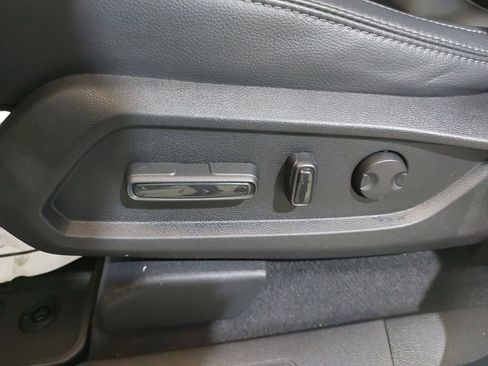 Used 2023 Honda Pilot Touring image 30