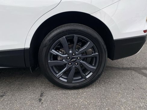Used 2022 Chevrolet Equinox RS image 24