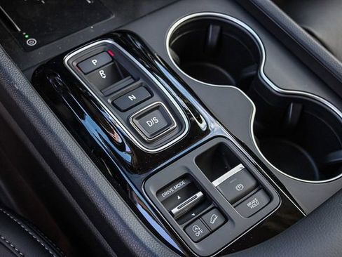 New 2026 Honda Pilot Touring image 15