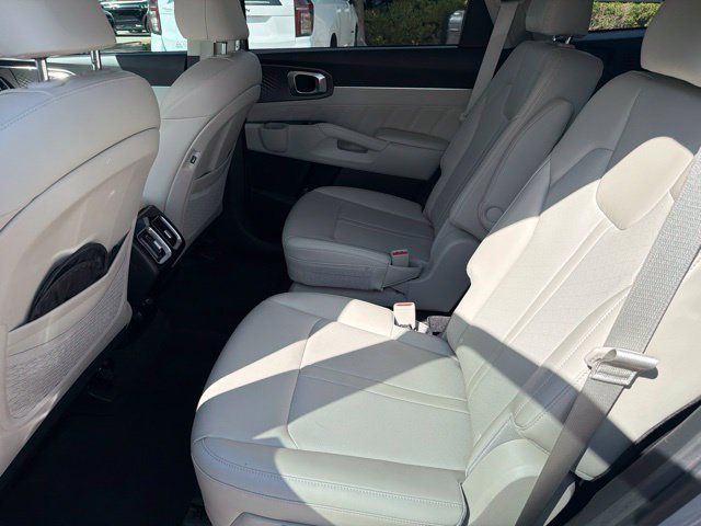 Used 2022 Kia Sorento SX FWD image 10