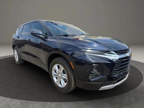 Used 2020 Chevrolet Blazer LT FWD image 3