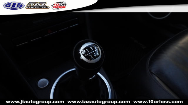 Used 2012 Volkswagen Beetle 2.0T FWD image 19