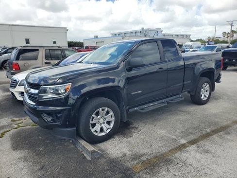 Used 2017 Chevrolet Colorado W/T w/ WT Convenience Package RWD image 2