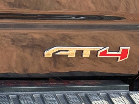 Used 2020 GMC Sierra 1500 AT4 w/ AT4 Premium Package image 10