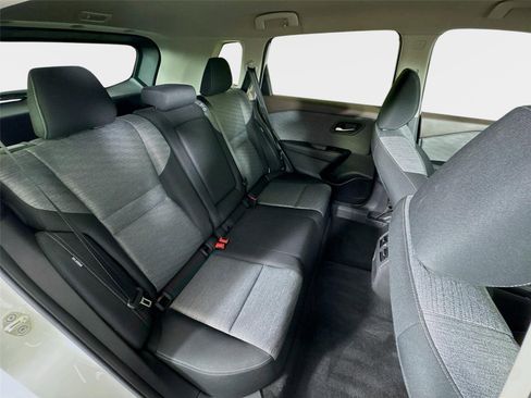 Certified 2023 Nissan Rogue SV FWD image 25