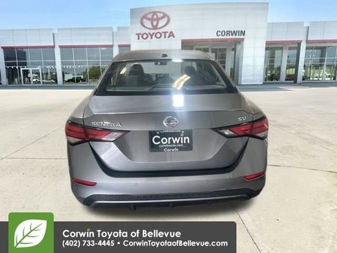 Used 2023 Nissan Sentra SV image 4