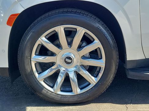 Certified 2021 Cadillac Escalade Premium Luxury Platinum image 32