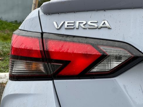 New 2025 Nissan Versa SR w/ Trunk Package image 21