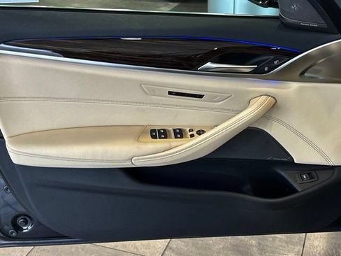 Used 2023 BMW 540i xDrive w/ Premium Package AWD/4WD image 15