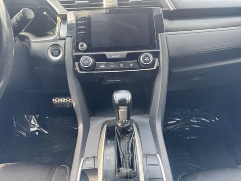 Used 2020 Honda Civic Sport image 11