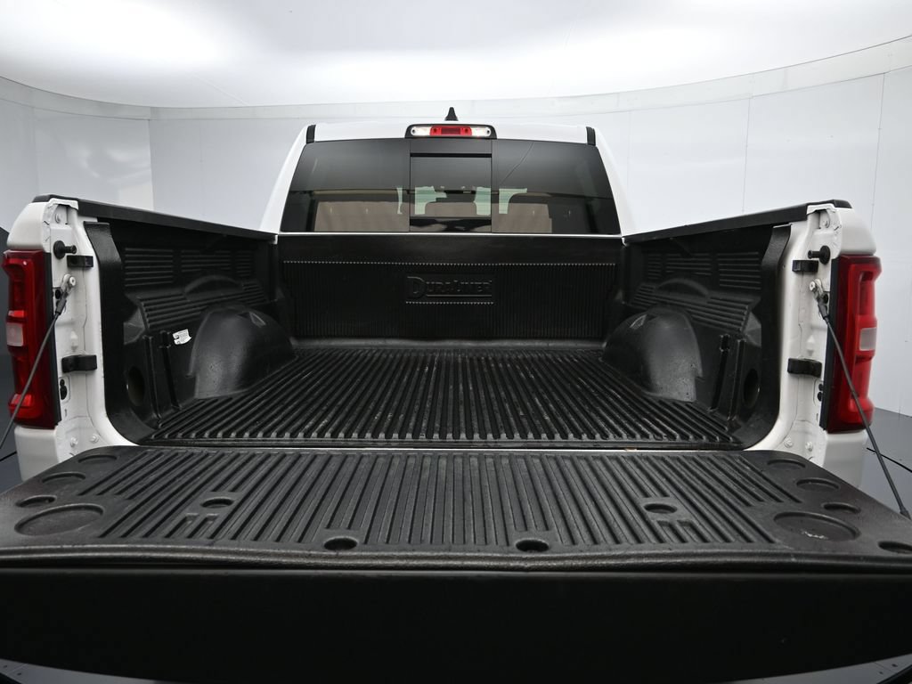 Used 2025 RAM 1500 Laramie AWD/4WD image 28