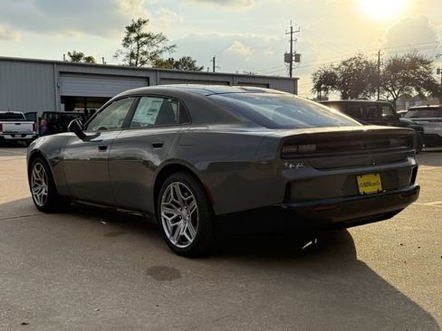 New 2026 Dodge Charger R/T Scat Pack image 5