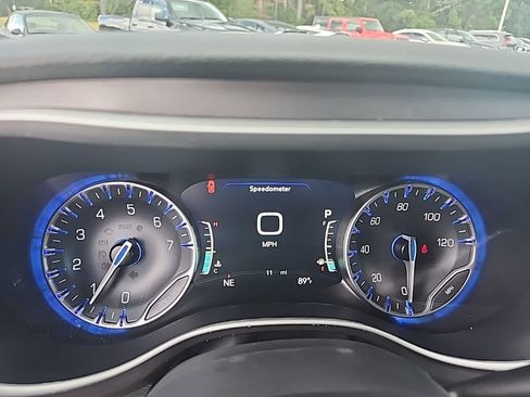 New 2026 Chrysler Pacifica Select image 30