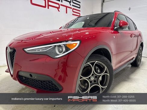 Used 2022 Alfa Romeo Stelvio Ti image 1