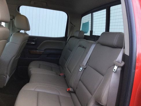 Used 2015 GMC Sierra 1500 SLT w/ SLT Crew Cab Value Package image 6