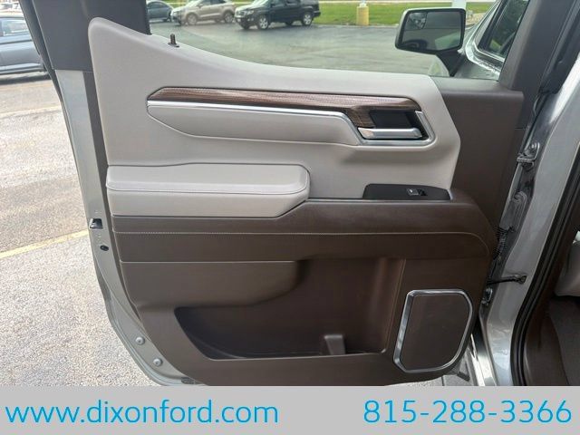 Used 2023 Chevrolet Silverado 1500 LT w/ Leather Package AWD/4WD image 22