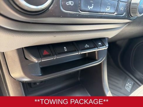 Used 2022 Chevrolet Colorado W/T w/ Custom Special Edition AWD/4WD image 17