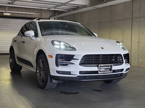 Certified 2019 Porsche Macan S AWD/4WD image 10
