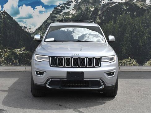 Used 2019 Jeep Grand Cherokee Limited w/ Luxury Group II image 5