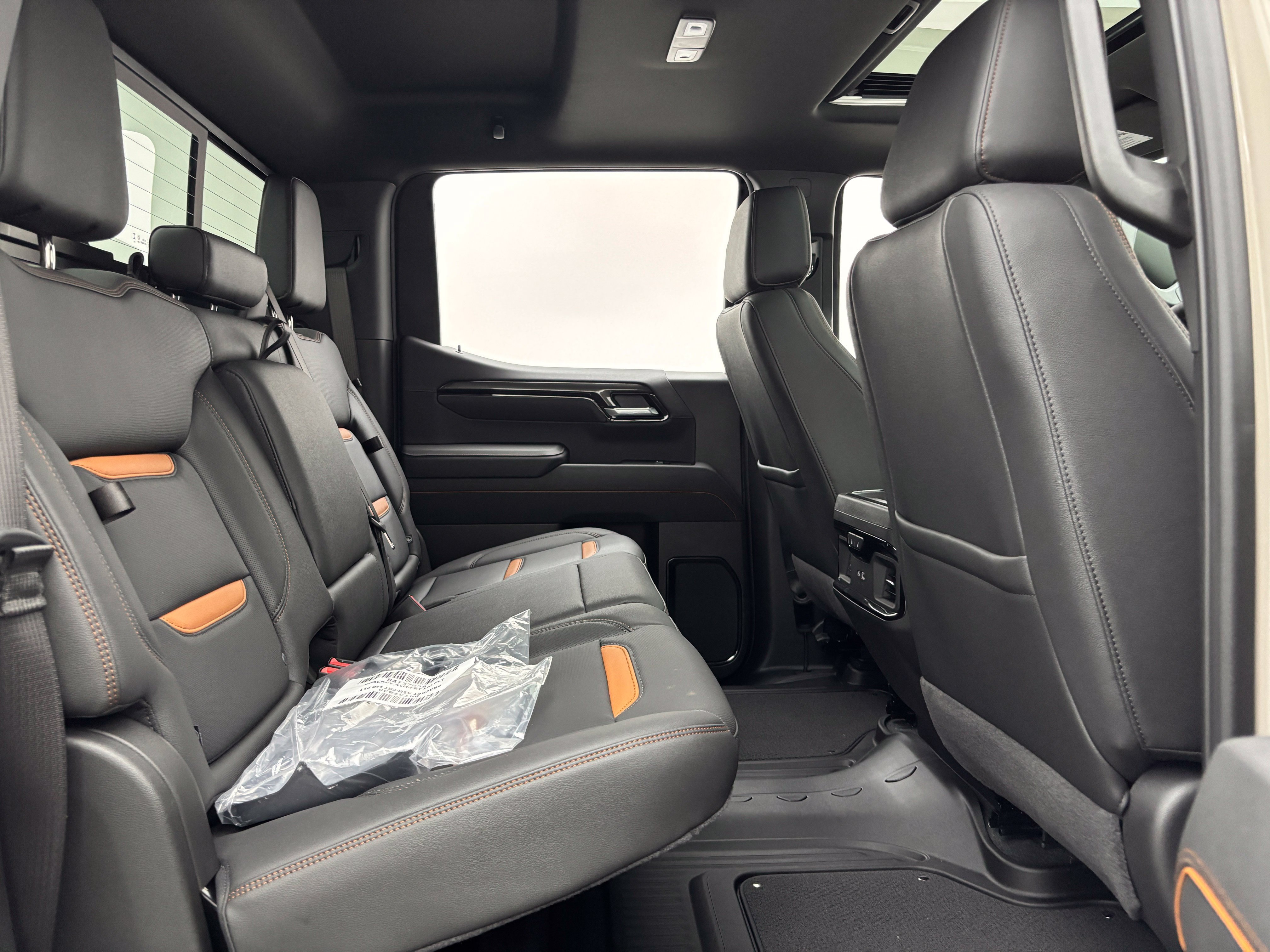 New 2026 GMC Sierra 1500 AT4 w/ AT4 Premium Package AWD/4WD image 40