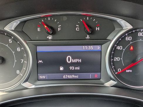 Used 2024 GMC Terrain SLT FWD image 25