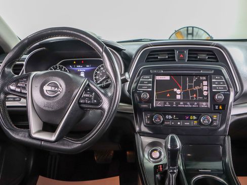 Used 2023 Nissan Maxima SV w/ Floor Mat Group image 17