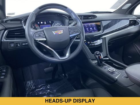 Certified 2024 Cadillac XT6 Premium Luxury w/ Technology Package AWD/4WD image 2