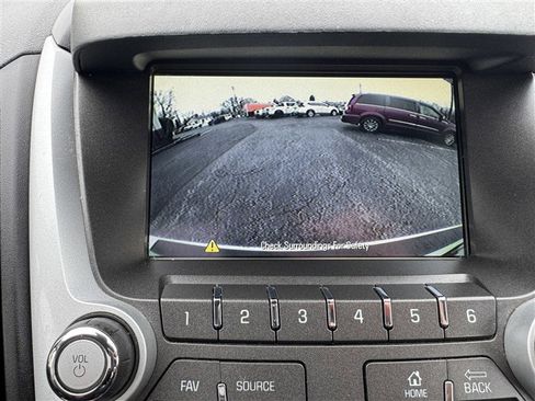 Used 2013 Chevrolet Equinox LT image 17