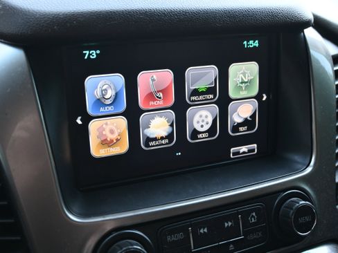 Used 2019 Chevrolet Tahoe LT RWD image 17