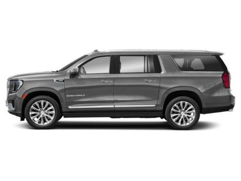 Used 2021 GMC Yukon XL Denali w/ Denali Premium Package AWD/4WD image 3