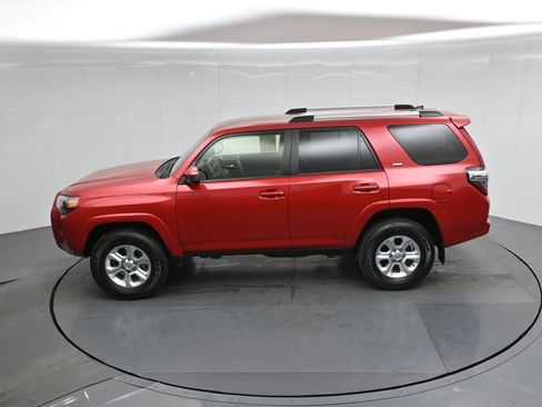 Used 2024 Toyota 4Runner SR5 image 39