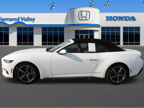 Used 2024 Ford Mustang Premium image 7