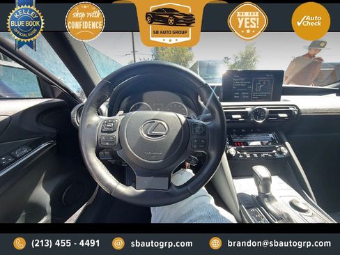 Used 2023 Lexus IS 300 w/ Comfort Package RWD image 11