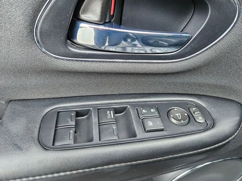 Used 2021 Honda HR-V EX image 16