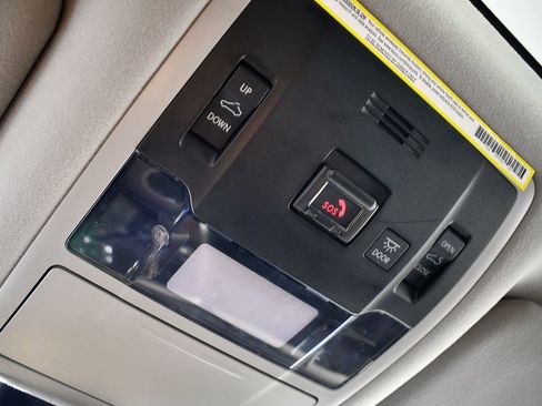 Used 2022 Lexus RX 450h AWD image 41