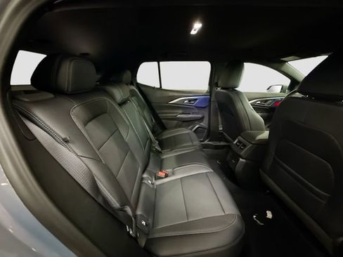 New 2026 Chevrolet Equinox EV LT image 27