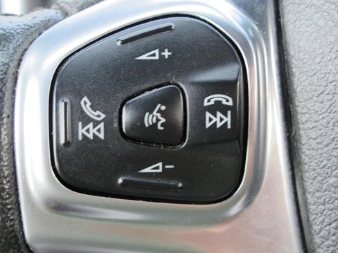 Used 2016 Ford Fiesta ST FWD image 19