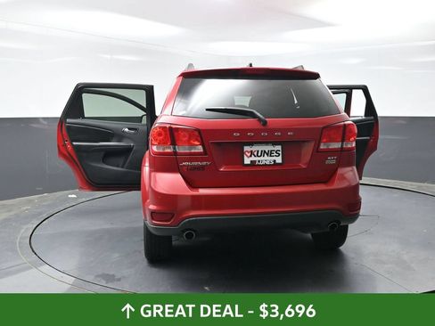 Used 2015 Dodge Journey SXT w/ Flexible Seating Group FWD image 57