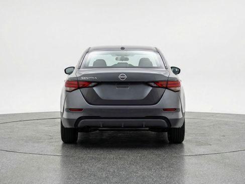 Used 2025 Nissan Sentra SV image 6