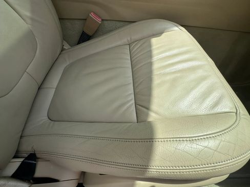 Used 2009 Jaguar XF Luxury RWD image 26